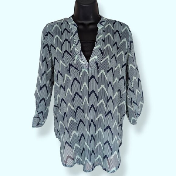Lush Sheer Geometric 3/4 Sleeve Top - Picture 1 of 8